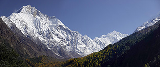 Lo Yangra, o Ganesh I, 7422 m, da Langdang