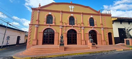Il teatro municipale di Leon