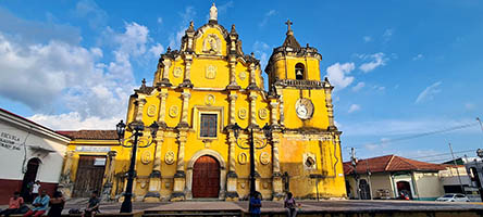 Chiesa della Raccolta (Templo La Recolección) a Leon