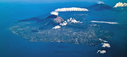 Ometepe dall'alto col vulcano Concepción in primo piano