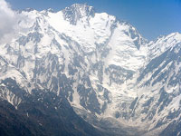 Il  versante Diamir del Nanga Parbat visto dall'aereo