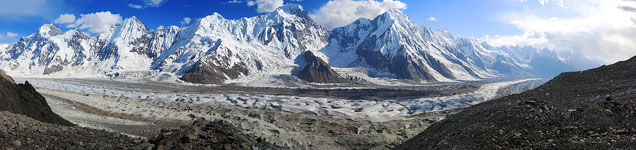 L'Hispar verso ovest visto da 4700 m in località Jutumaru