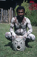 Mud man senza maschera