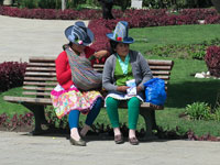 Donne in costume tradizionale a Carhuaz