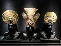 Pueblo Libre (Lima) maschere d'oro