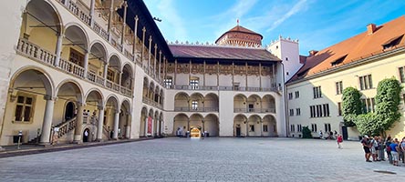 Il cortile del Palazzo Reale nel Castello del Wawel di Cracovia