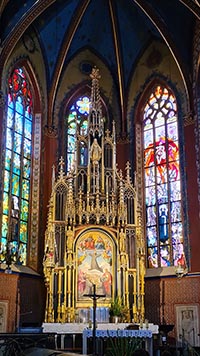 L'altare della chiesa di San Francesco a Cracovia