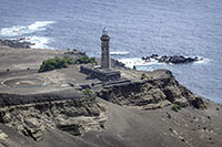 Il vecchio faro di Punta dos Capelinhos a Faial
