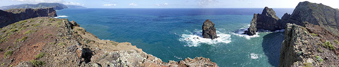 Vista a 180 sulla baia di Ponta do Castelo
