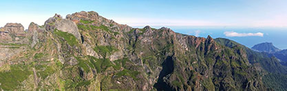 Il Pico Ruivo dal Pico Areiro