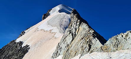 La cresta Biancograt al Piz Bernina l'11 agosto 2024