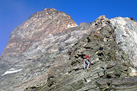 Salendo la cresta dell'Hörnli 1