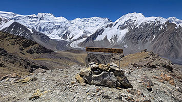 Перевал Мария (4754 м) - Il passo Maria (4754 m)