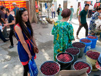 Amarene al bazar di Khorog