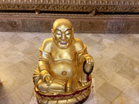 Statua del Bhudda che ride