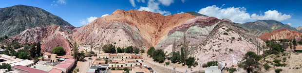 Panorama sul cerro dei sette colori a Purmamarca