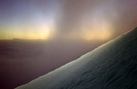 Salendo il Cotopaxi all'alba