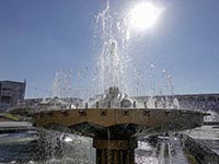 Fontana in piazza Ala-Too a Bishkek