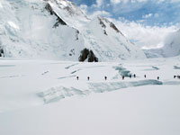 In fila indiana sulla traccia per il C1