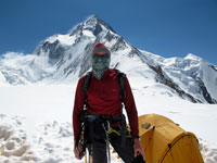 Giuseppe al campo uno a 5850 m