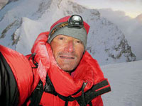 Giuseppe in autoscatto a 7600 m