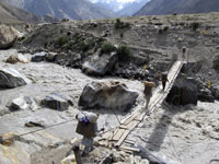 Il ponte sull'Hispar