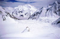 Salendo verso il Campo III, 7000 m