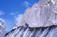 Portatori lungo il Baltoro
