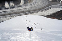 In salita verso il campo 3