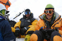 Edurne Pasaban al campo due al ritorno dalla vetta