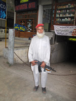 Guardia armata a Besham