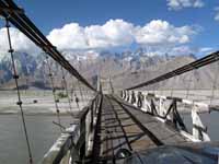 Ponte sospeso per Hushe