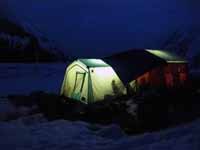 Tenda mensa e tenda cucina di sera