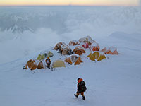 Rientro al campo quattro dopo la vetta