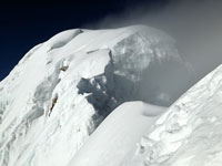 La vetta dell'Artesonraju, 6025 m