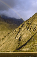 Huayhuash - Arcobaleno al campo base